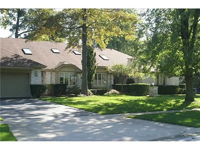 2848 Joelle Dr #B photo 1