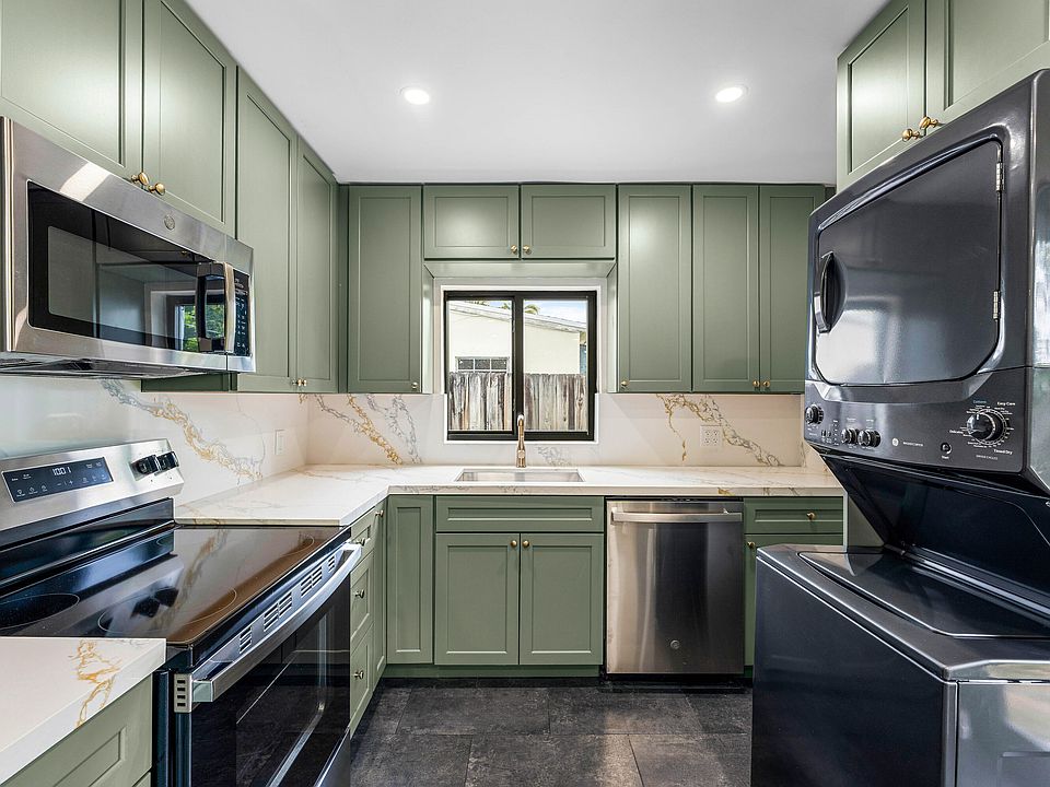 1st image of 321 NE 59th Street