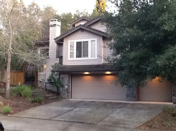 2228 Chateau Ct, Santa Rosa, CA 95404
