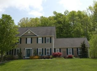 6 Nancy Ln, Brookfield, CT 06804
