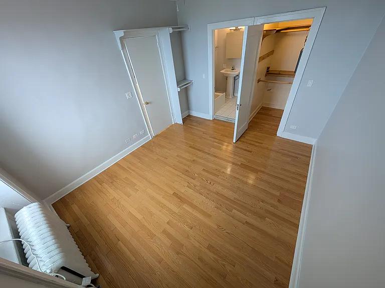 3330 N Lake Shore Dr — Photo 16
