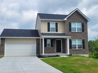 2987 Laura Lee Ln, Hebron, KY 41048