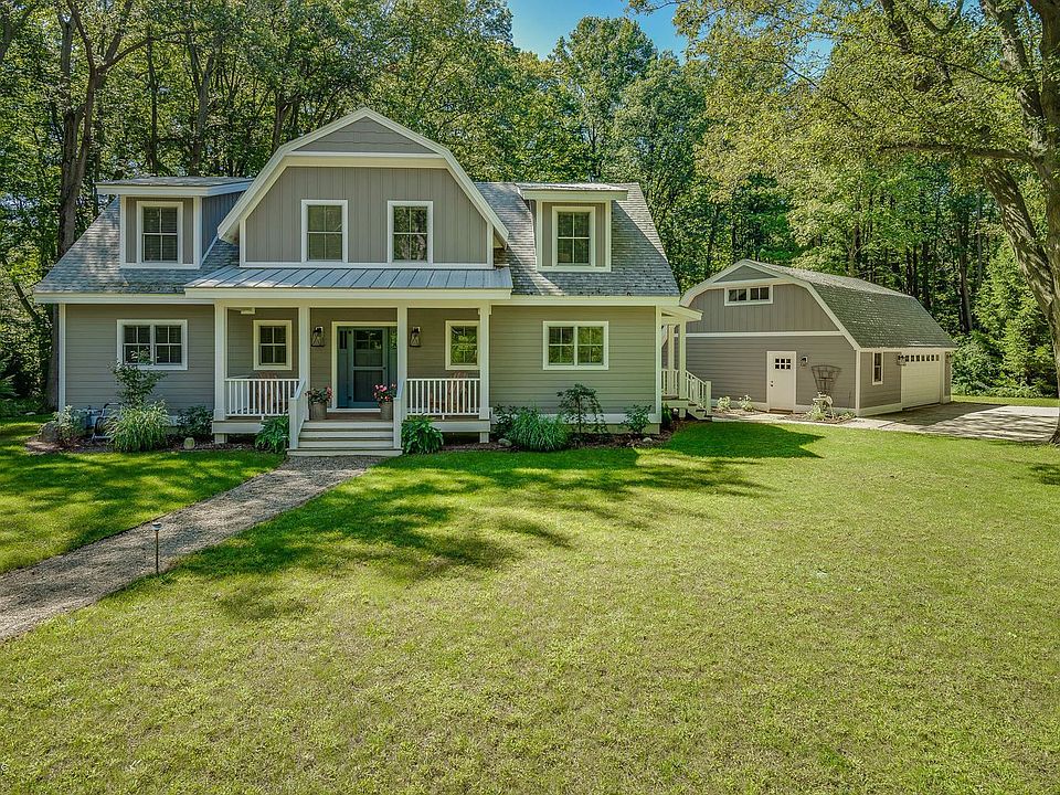 1st image of 13142 Forest Ave