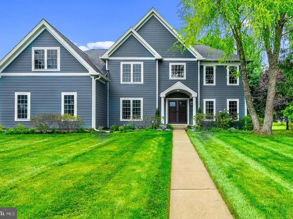 309 Rose Glen Ln, Kennett Square, PA 19348