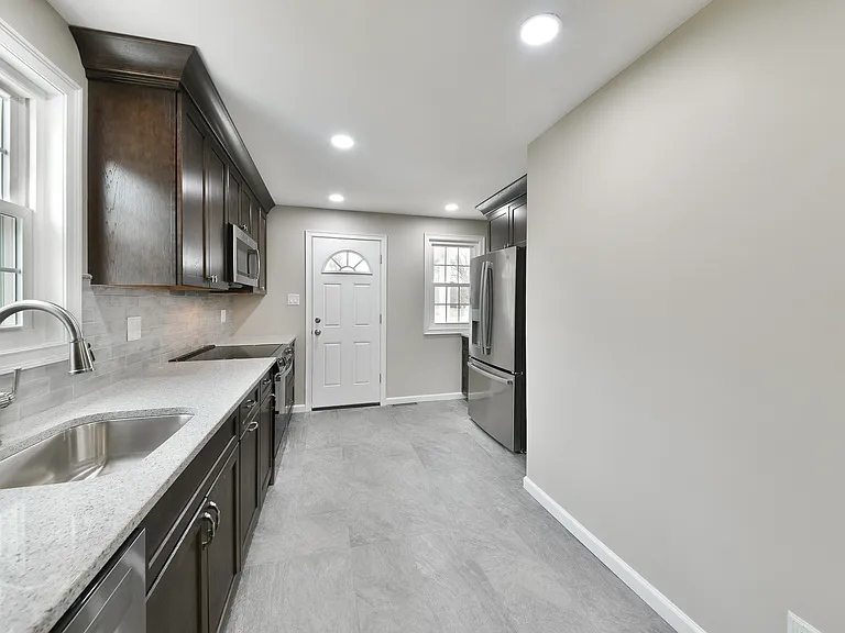 6166 Mechanicsville Rd — Photo 3
