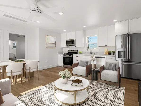 111 Cecil Pl, Costa Mesa, CA