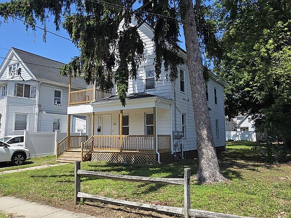 3rd image of 15 Walnut St