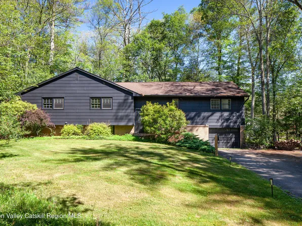 87 Witchtree Road, Woodstock, NY 12498