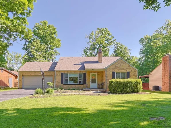 6844 High Meadows Dr, Cincinnati, OH 45230
