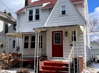 710 N Hayford Ave, Lansing, MI 48912