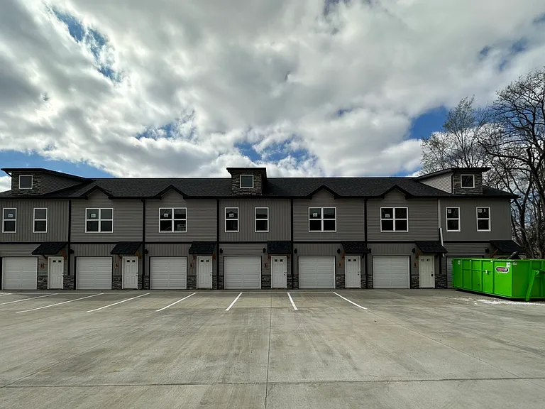 119 W Rossview Rd #2-I — Photo 1