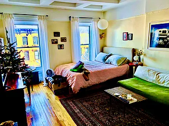 140 Street James' Place, #3F