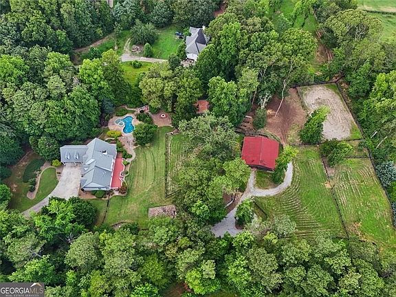 5th image of 1160 Nix Rd