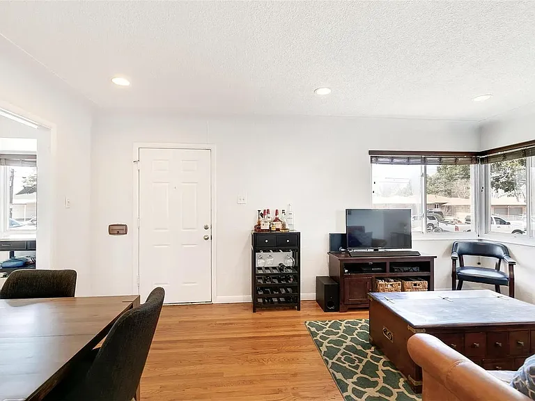 3564 Magnolia St — Photo 30