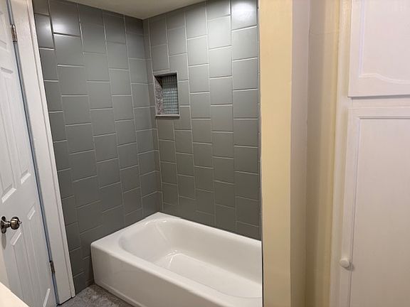 5th image of 2315 Park Ave Floor 2