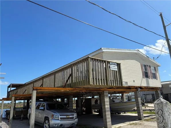 635 Martin Ln, Port Sulphur, LA 70083