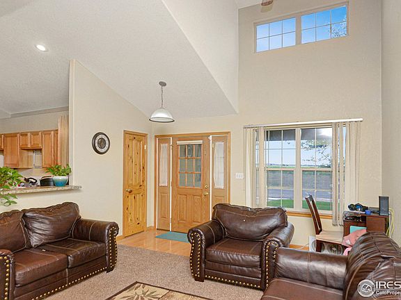 2nd image of 17832 Willow Ct