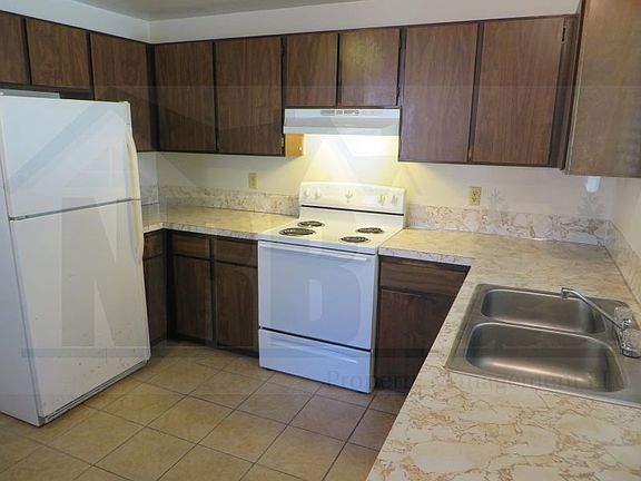2nd image of 14407 Washington Ave SW APT 4