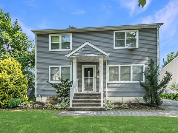 44 Ruxton St