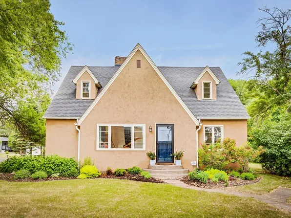 5032 Division Ave, White Bear Lake, MN 55110