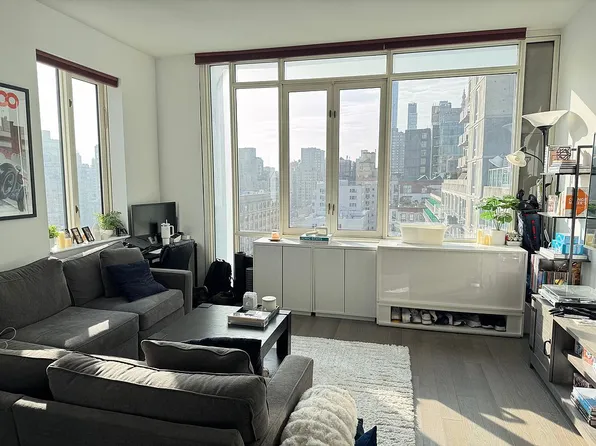 385 1st Ave APT 18H, New York, NY 10010