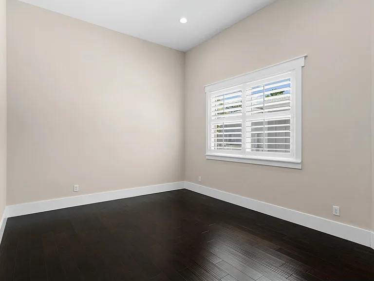 15503 Temple Blvd — Photo 9
