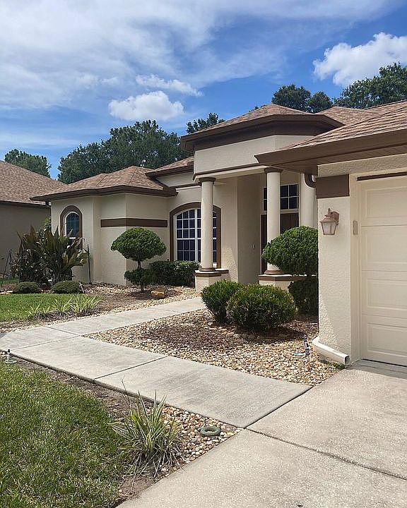 2nd image of 21206 Tangor Rd