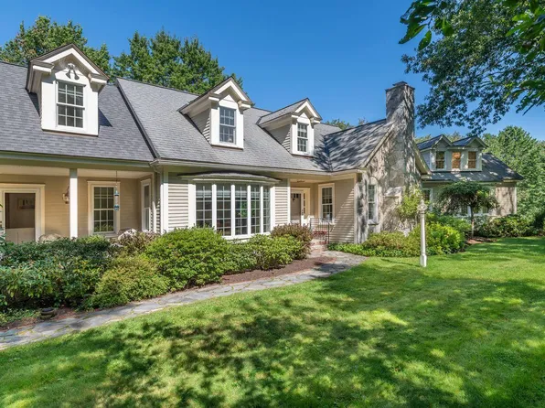 5 Annies Way, Kennebunk, ME 04043