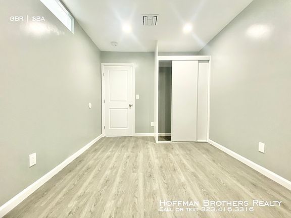 3rd image of 10211 Venice Blvd