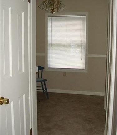 4th image of 204 Gibson St