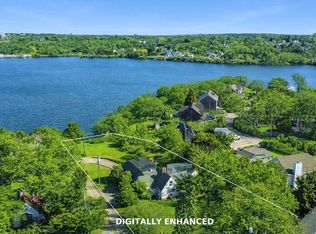 10 S Elliott Pl, Montauk, NY 11954