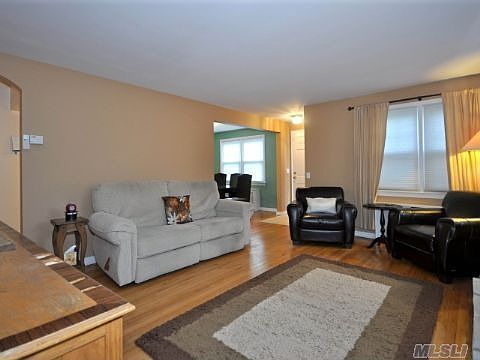 1st image of 520 Pease Ln