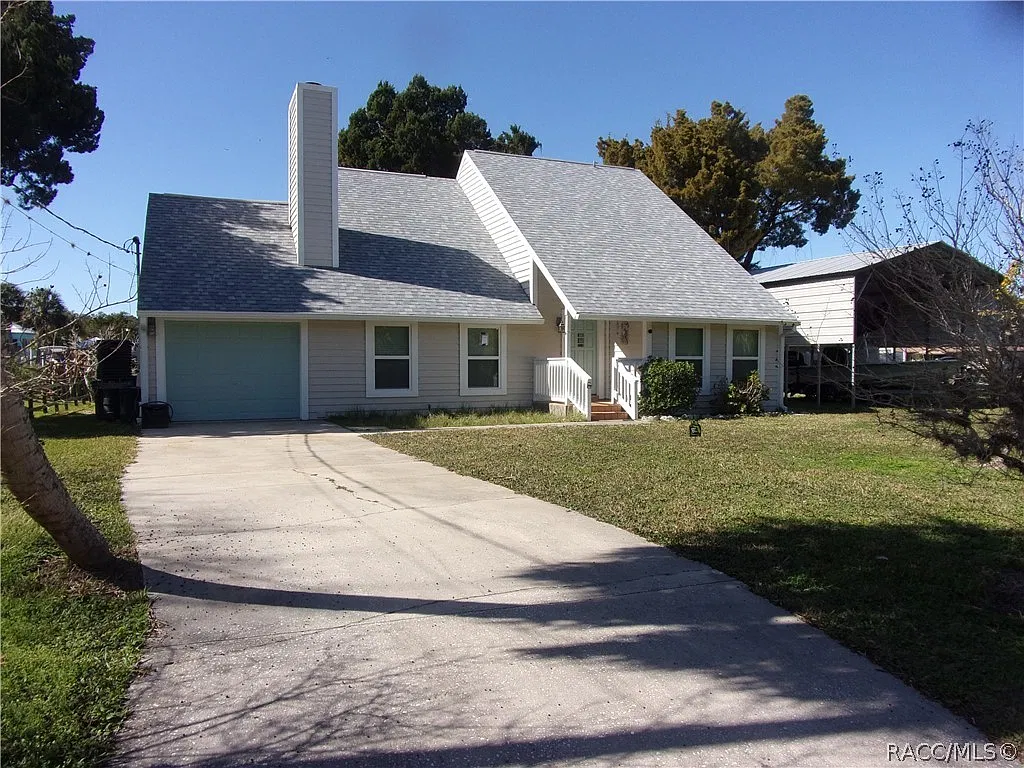3 bed, 1590 sqft, $3,200 — Photo 2