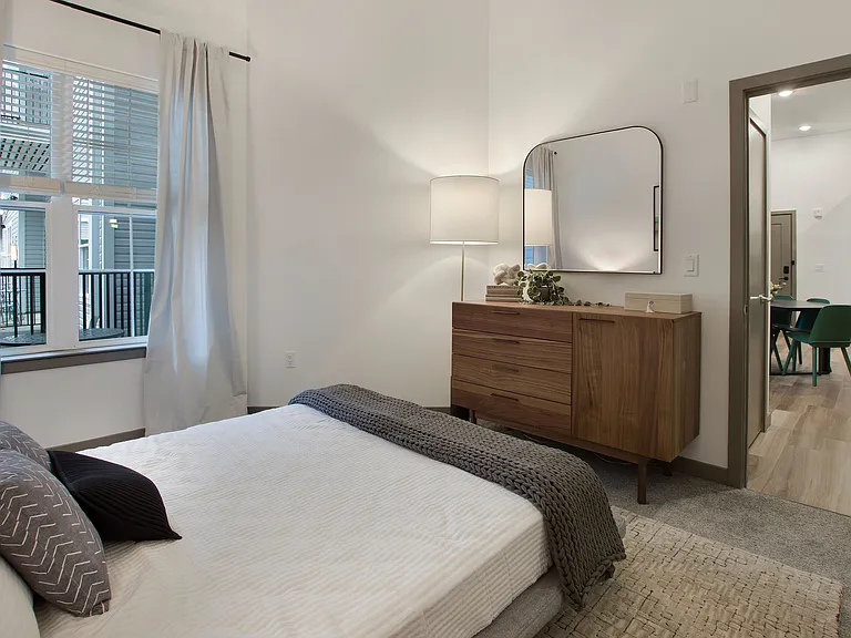 Here a modern collection of stylish one- and two-bedroom apartment homes, nestled in a charming town that boasts unbeatable access to the big city are waiting for you.