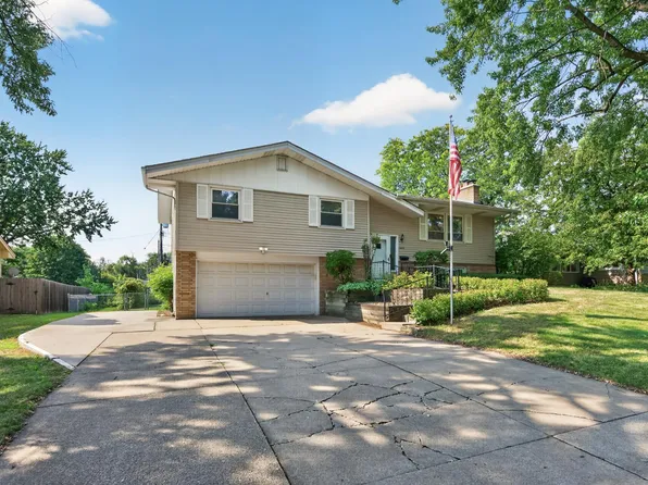3600 Downers Dr, Saint Anthony, MN 55418