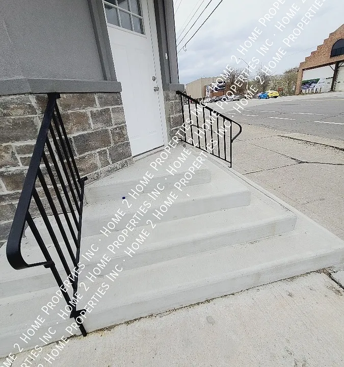 1201 University Ave W