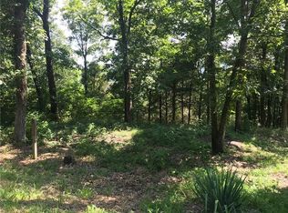 Leatherwood Dr, Eureka Springs, AR 72631