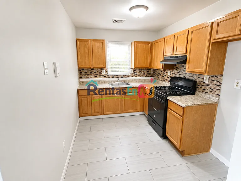 306 S 7th St #2A — Photo 7