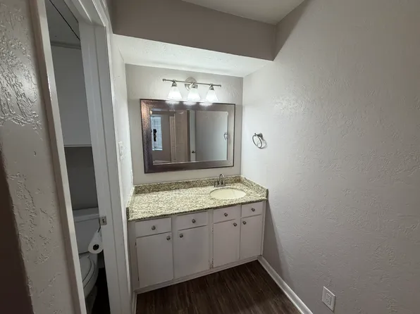 4441 Old College Rd APT 6206, Bryan, TX 77801