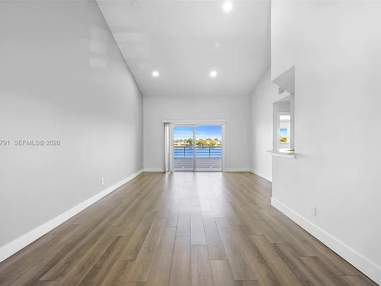 3449 NW 44th St #108 — Photo 11
