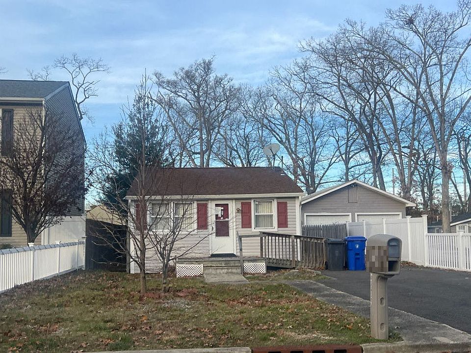 1st image of 611 Buermann Ave