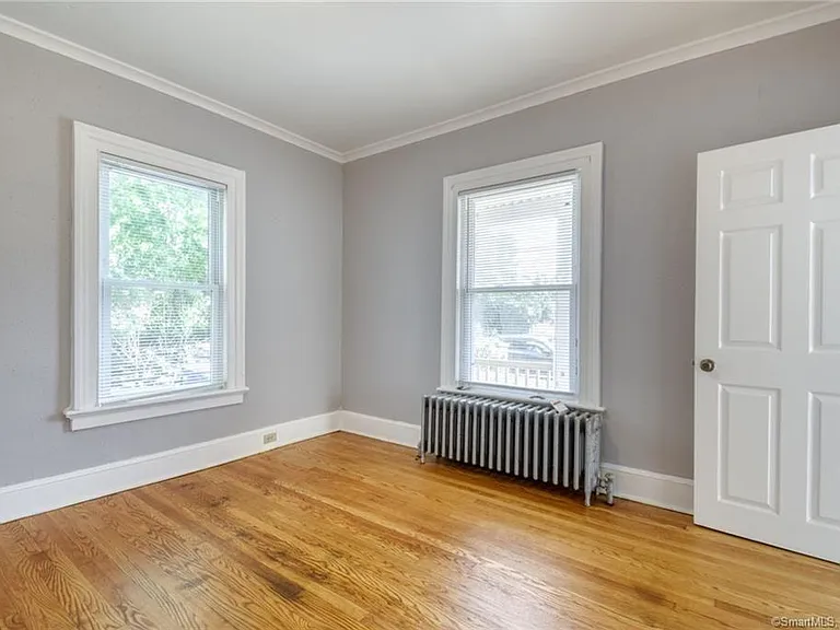 76 James St #1 — Photo 7