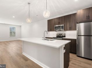 26 S York Rd #204, Hatboro, PA 19040