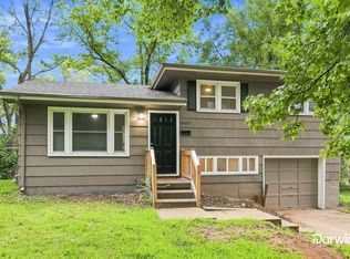 8403 E 98th Ter, Kansas City, MO 64134