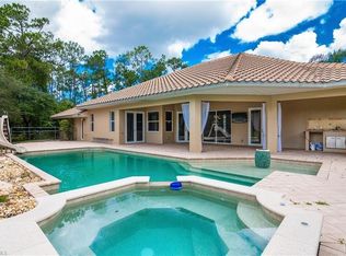 4430 Pine Ridge Rd, Naples, FL 34119