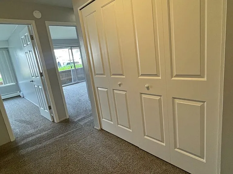 207 Ballard St #104 — Photo 4