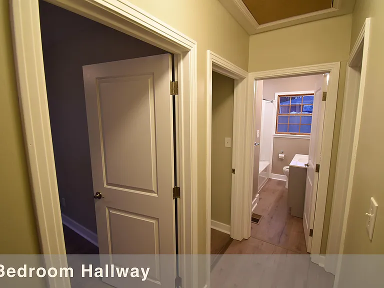 4823 Glenmina Dr — Photo 14