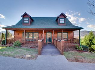 3320 Robeson Rd, Sevierville, TN 37862