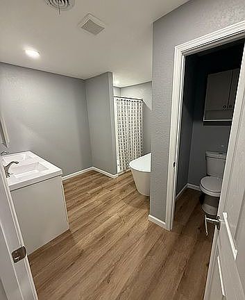 3rd image of 511 Medical Dr