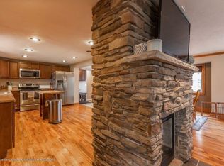 825 E Dexter Trl, Dansville, MI 48819